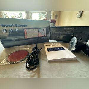 CarPlay Smart Screen (Model RC16) – Gently Used